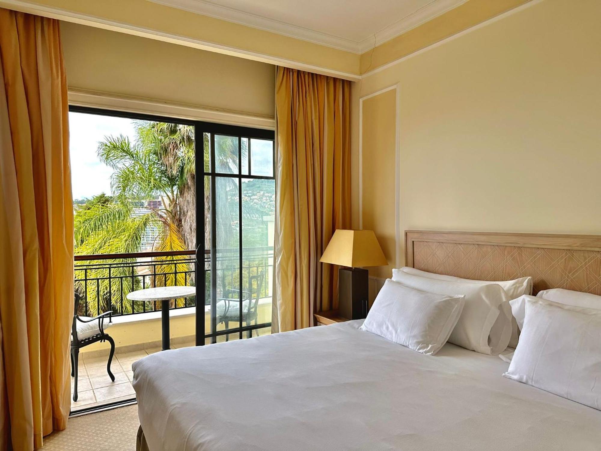 Quinta Funchal Gardens - Adults Only Hotel ภายนอก รูปภาพ