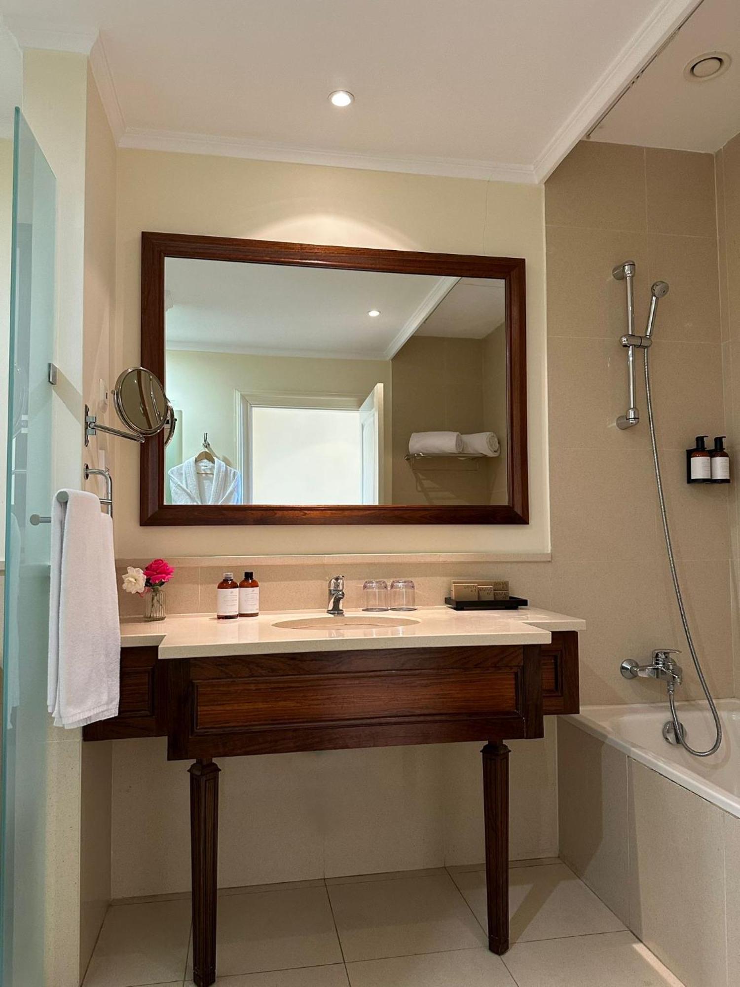 Quinta Funchal Gardens - Adults Only Hotel ภายนอก รูปภาพ