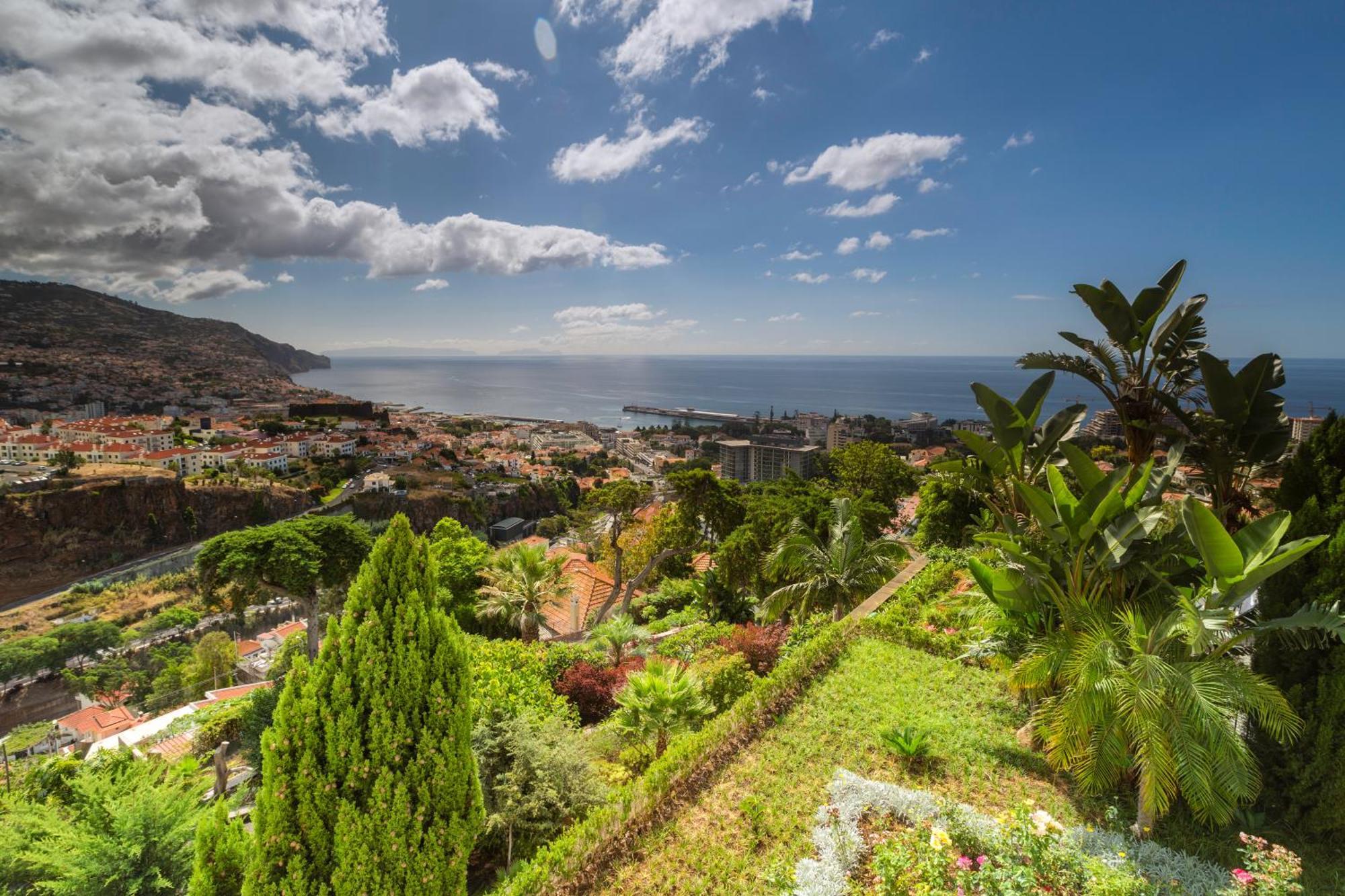 Quinta Funchal Gardens - Adults Only Hotel ภายนอก รูปภาพ