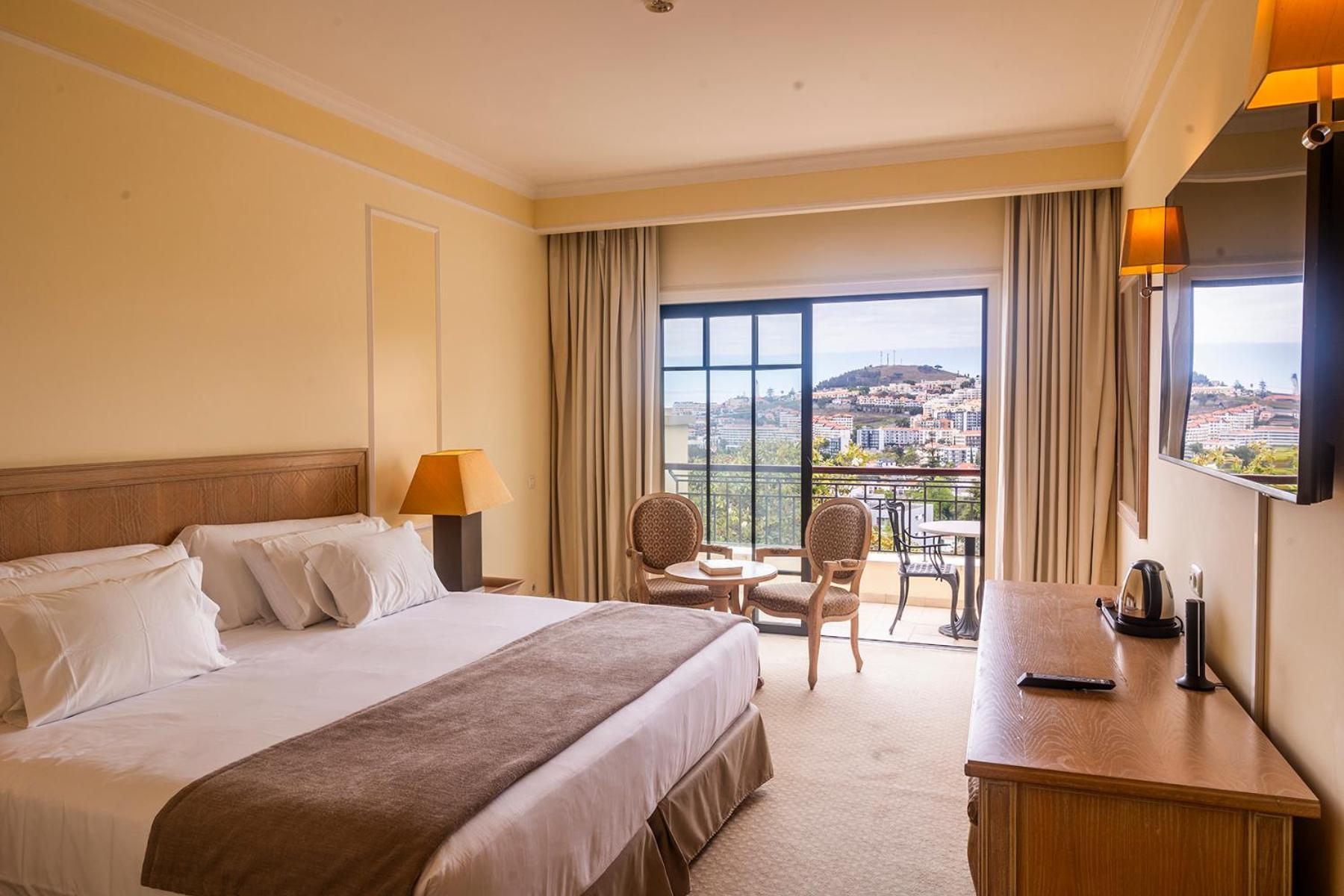 Quinta Funchal Gardens - Adults Only Hotel ภายนอก รูปภาพ